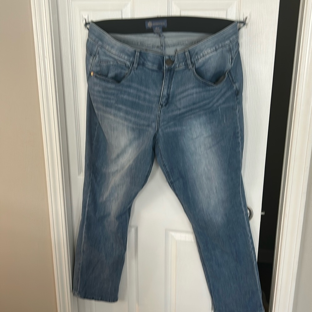 Democracy 18W women’s jeans with a technology called “ab” “solution”.